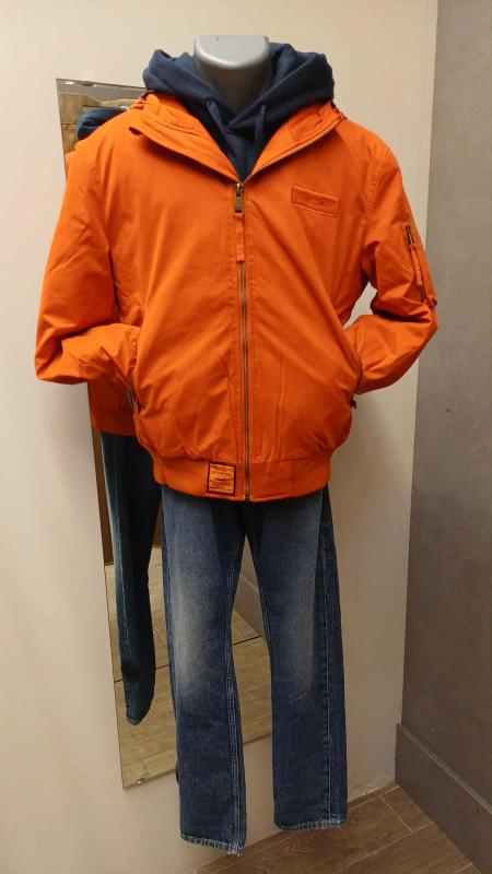 A l'Heure des marques - Pour la première fois en magasin A l'Heure des marques - Pour la première fois en magasin