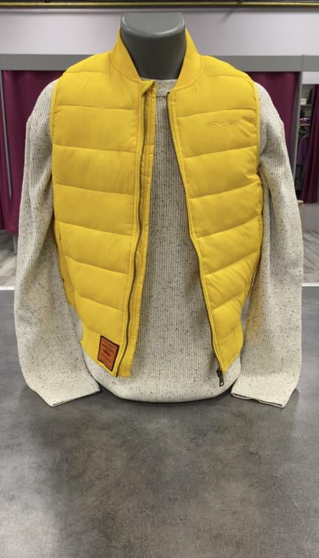 A l'Heure des marques - Pour la première fois en magasin A l'Heure des marques - Pour la première fois en magasin