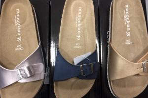 Vetements de marque à prix remisé à Caen - Arrivage chaussures Femme et chaussette Homme ! Vetements de marque à prix remisé à Caen - Arrivage chaussures Femme et chaussette Homme !